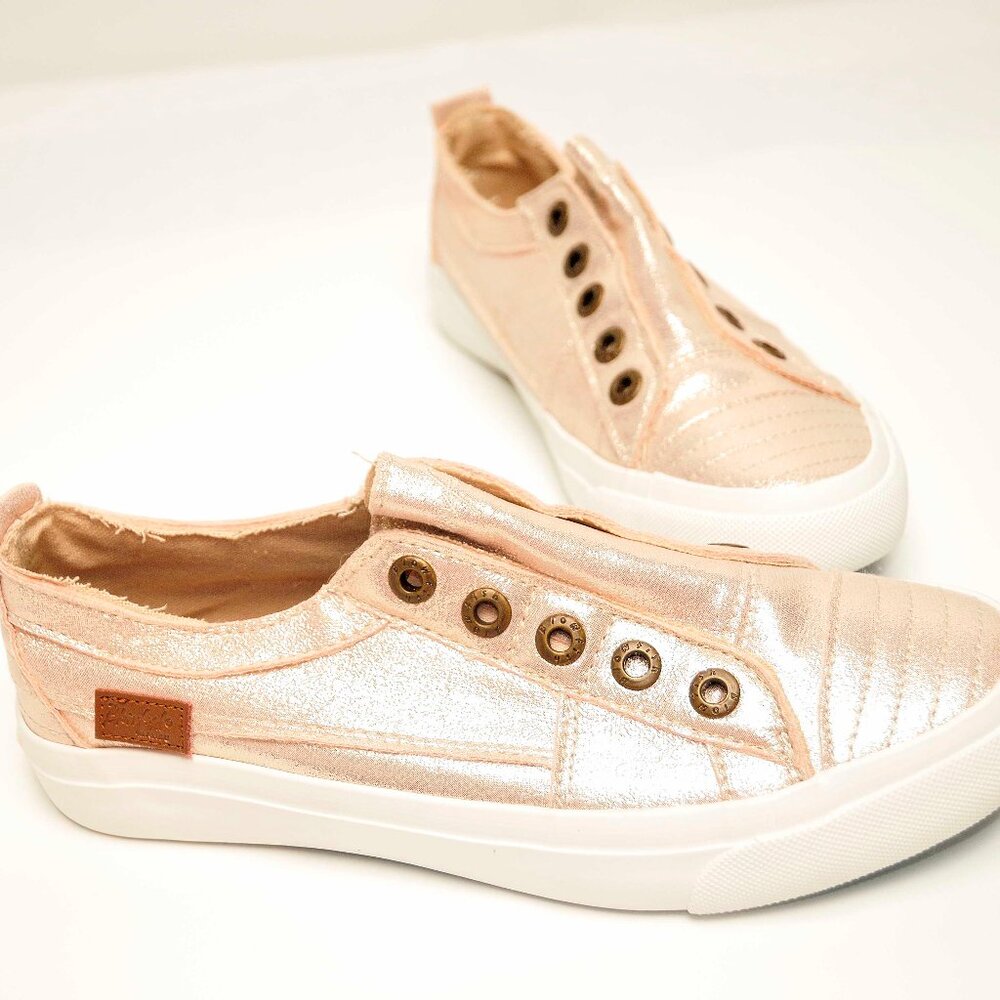 Blowfish Malibu Rose Gold Canvas Sneakers size 7.5
